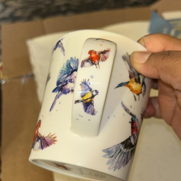 Dunoon Cairngorm ‘Flight of Fancy – Bird’ Mug - Picture 6 of 12